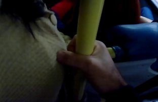 video sexe: La sexe &amp; amateur fille se repose sur une queue en caoutchouc en privé