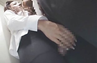 video sexe: Ella a sexe mteur invité le gars à visiter pour une lueur