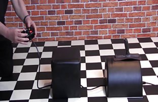 video sexe: Médiéval sexe sexe vidéo avec deux esclaves sur le foin