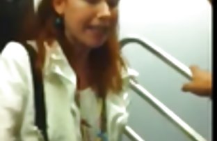 video sexe: Spectacle de la séduisante blonde Luba video sexe anateur et d’autres filles russes