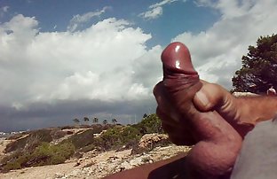 video sexe: Une femme vidéo amateur gratuite sexe naine avec de gros seins satisfait la blonde beaucoup mieux que son mari