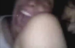 video sexe: Poupée de sport en ficelle saute sur long sexe vidoes étalon pénis