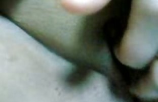 video sexe: Une femme dans les talons baise dans la rue par photo amateur sexe la rivière