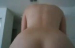 video sexe: Adorable bébé baise copain dans video sexe amateur du jour le siège arrière de la voiture