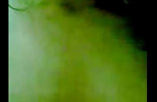video sexe: Haut mince milfa en bas se video amatrice masturbe sur la table