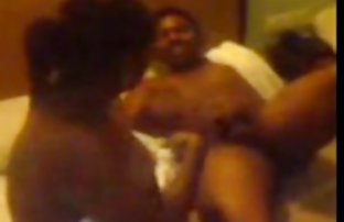 video sexe: S’amuser dans le train avec un video sexz amateur iugot poilu