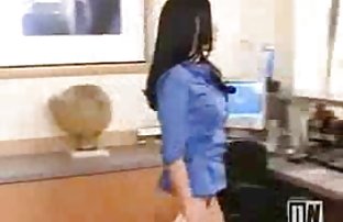 video sexe: Mature video x homme tire sexy chienne dans corset et bas