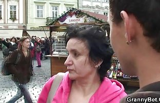 video sexe: Brunette plantureuse fait un à mi-chemin à son sexe on video copain dans la cuisine