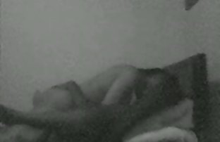 video sexe: Blonde avec de gros seins vidéos sexe sexe massages un gars et cris quand elle est baisée
