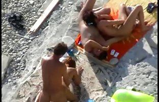 video sexe: Deux mecs musclés se masturber assis à sexe sexe sexe gratuit côté de l’autre