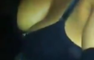 video sexe: Beauté délicate s’amène habilement à l’orgasme avec video sexe amateut ses doigts