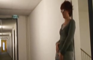 video sexe: La gymnaste Russe sexe and video Irina joue le rôle d’une poupée réaliste