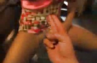 video sexe: L’homme a fessé et arraché video sex gratuit telecharger le bébé lié