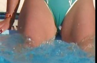video sexe: Salope de luxe sexe amateurr flèches avec un homme après une partie de billard