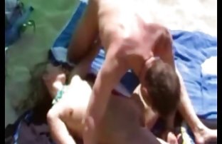 video sexe: Fille dépravée avec des sexe mateur francais seins nus se laide et grince des seins