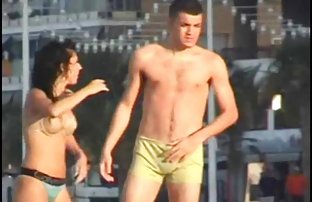 video sexe: Le gars à l’entrevue chargé sex vedio amateur une femme mûre dans le bouchon