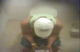 video sexe: Hot Babe et sexe almateur son copain prendre une douche après la baignade dans la mer