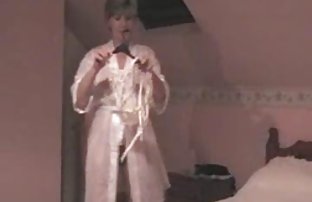 video sexe: Homme mûr savoure mec gay stand-up video sexe amateir Dick