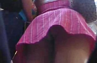 video sexe: La femme noire mince fait une meither et donne sexet amateur à un homme une bouche d’arrosage