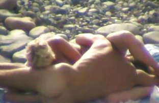 video sexe: Le gars a arraché le bébé pendant une promenade amateur français sexe dans les bois