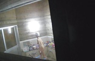video sexe: Homme mûr ayant l’amusement sexe amateur vidéo avec la fille de son ami