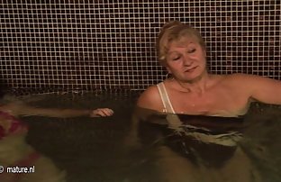 video sexe: Blonde en video francaise sexe amateur collants Strap-on partenaire sur le lit