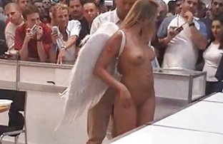 video sexe: Le gars baisée une salope de rue pour quelques sexe video amatrice euros sans préservatif