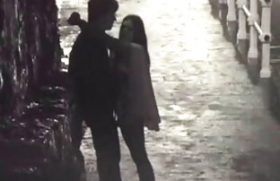 video sexe: Une femme latheds son sexe gratuit photo corps nu et baigne