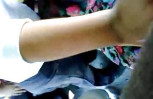 video sexe: Chauve mec a tiré une écolière amat et sexe maigre sur la queue