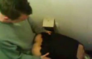 video sexe: Et encore une fois lécher les jambes amatrice x des Madams