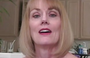 video sexe: Deux chiennes douces satisfont le sex and amateur voisin