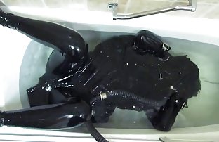 video sexe: Une amateur xxx pics fille avec une chatte poilue baisée deux