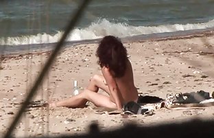 video sexe: Le bébé aux video armateur cheveux roux caresse doucement le capuchon rasé